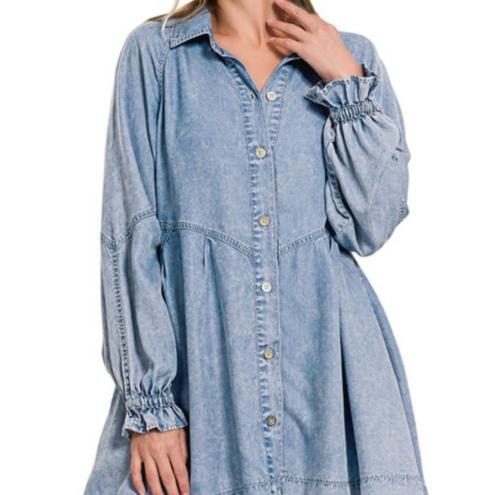 Zenana Sunflower Fields Full size Button-Up Chambray Swing Tunic Size L
